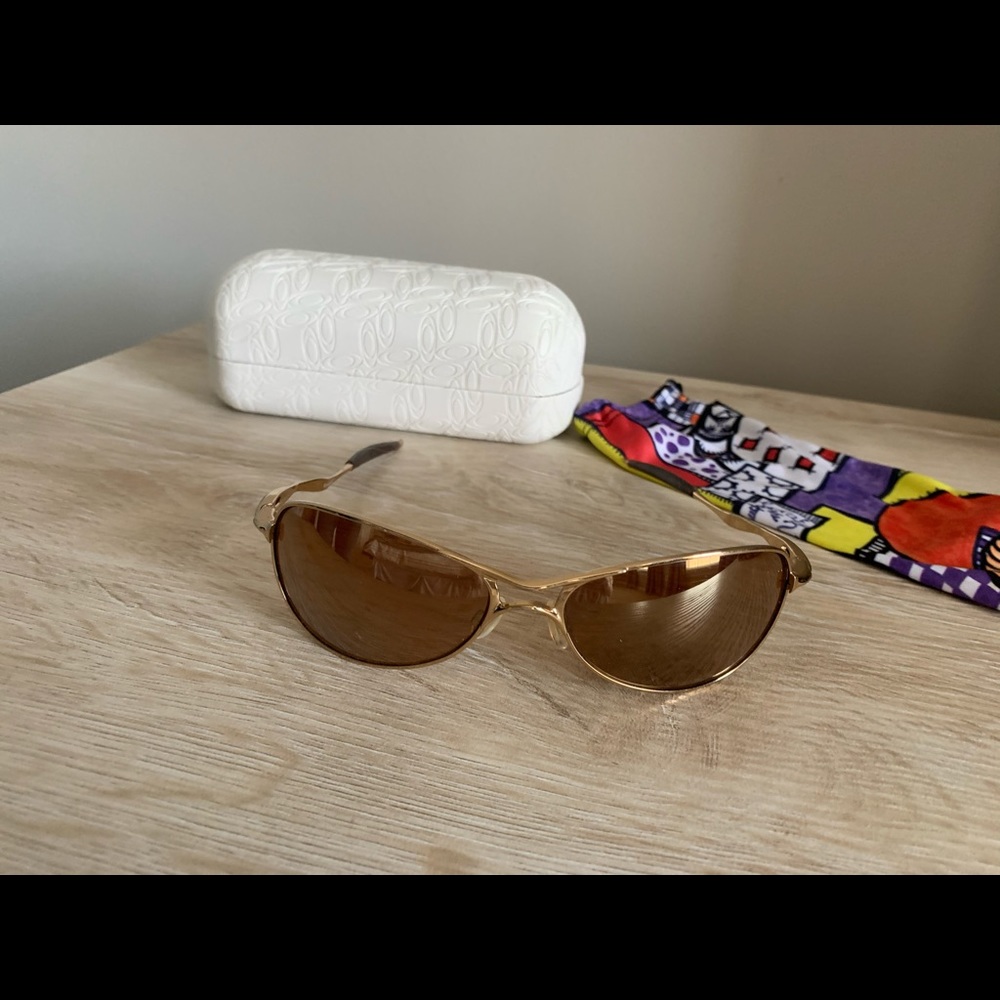 Oakley ladies sunglasses